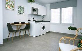 Lemon & Tropycal Apartment